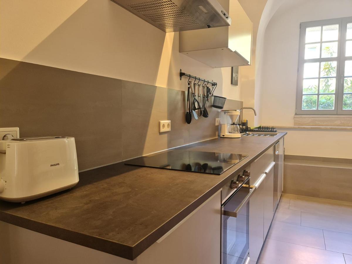 Appartements In Schoner Burganlage Jena Exterior photo